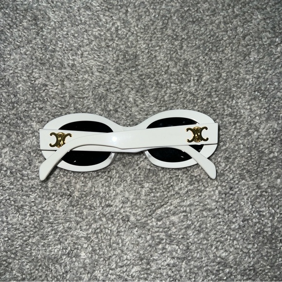 Celine triomphe sunglasses white oval gold hardware - Picture 2 of 5
